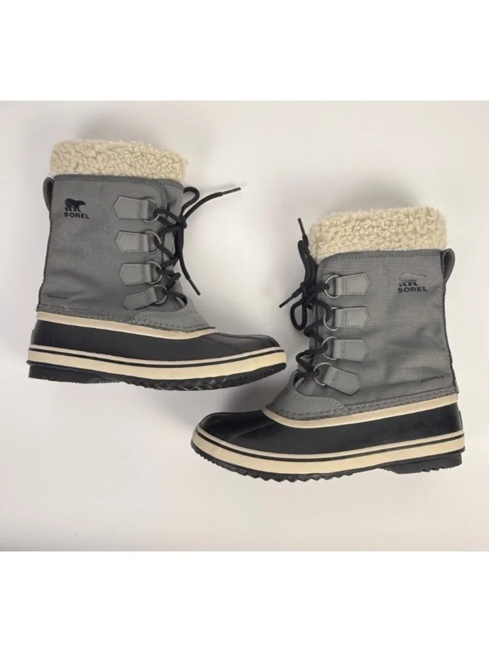 Sorel Women's Winter Carnival Snow Boots Waterproof Insulated Size 7.5
